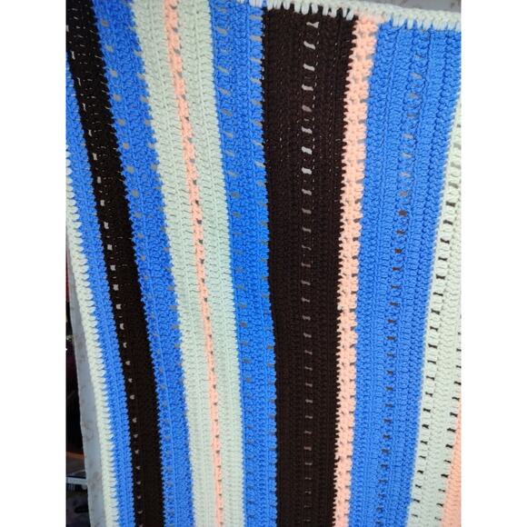 Handmade 52x39 Inches Multicolor Stripe Reversible Crochet Throw/Blanket - Picture 2 of 16